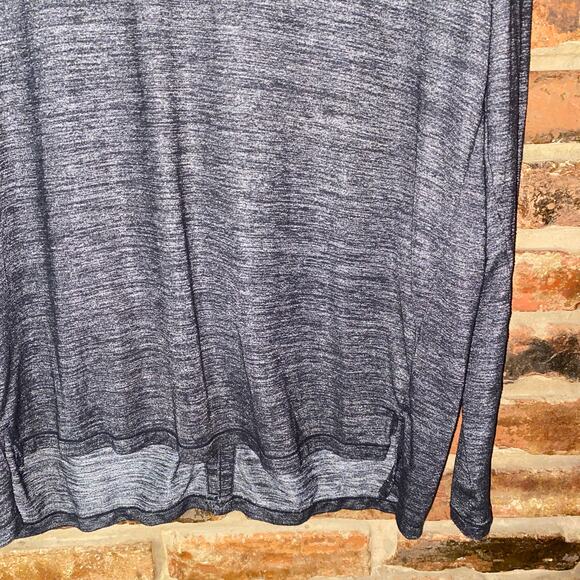 Athleta Odyssey Heathered Gray Split-Back Long Sleeve Top Women's Size Medium - Picture 4 of 8